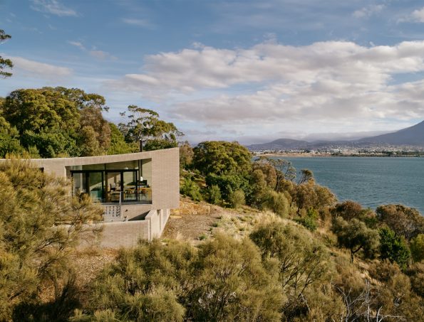 House at Otago Bay